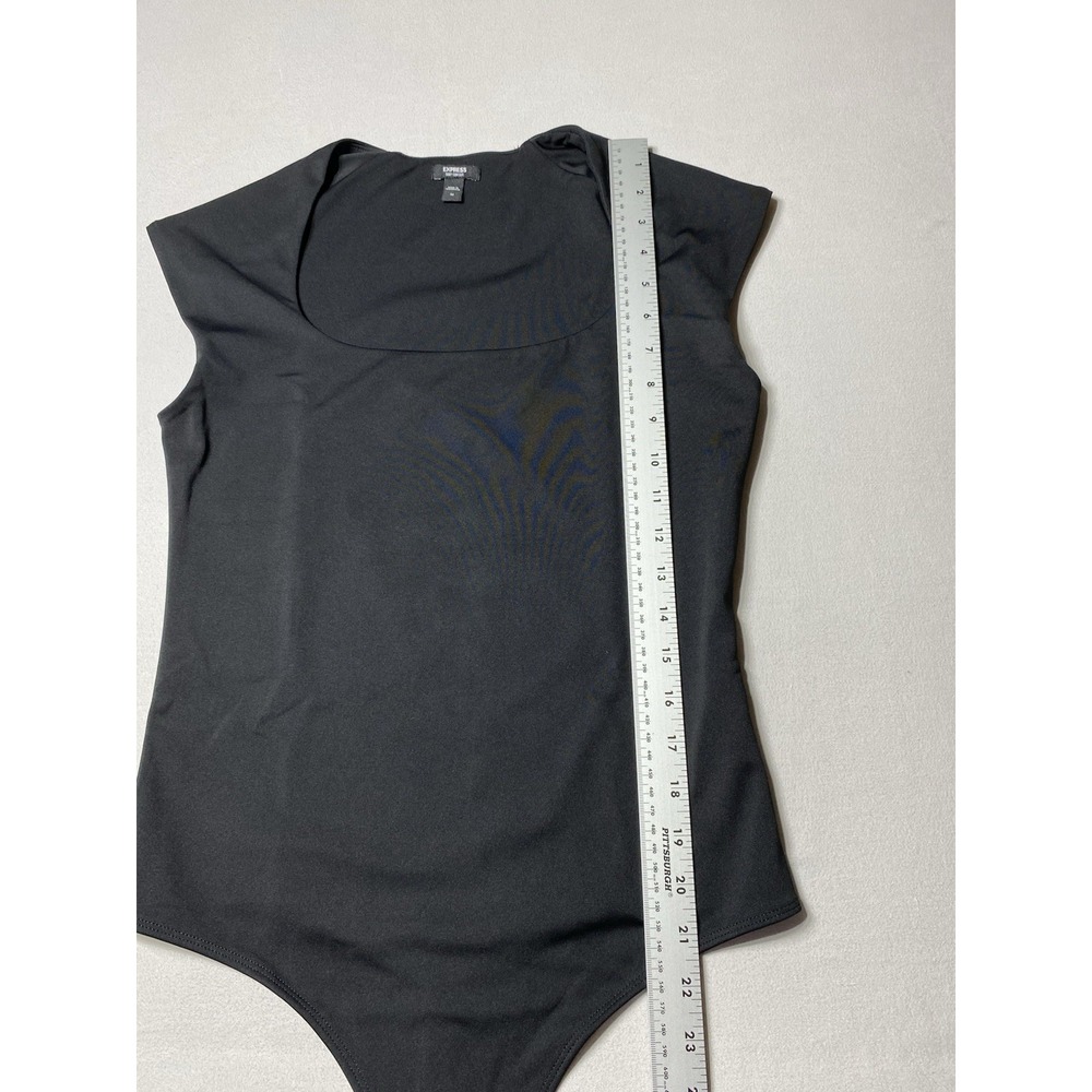 Express Body Contour High Compression Bodysuit Womens M Black Scoop Neck - Picture 5 of 9